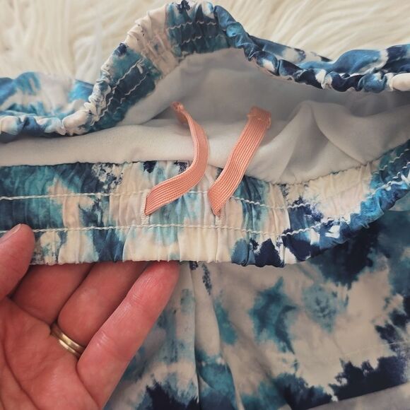 Tie-Dye Kids Shorts - Picture 3 of 3
